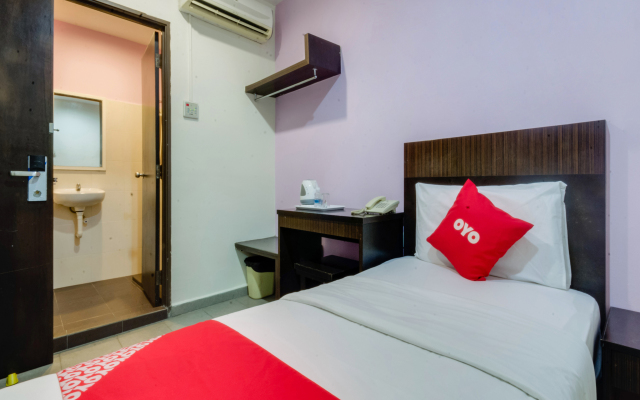 OYO 89948 Hotel Masai Utama