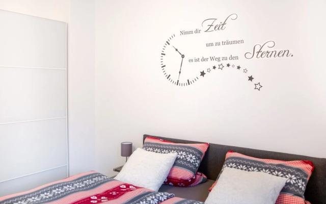 Simplistic Apartment in Neukieritzsch With Garden