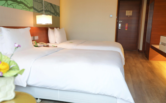 Holiday Inn Shenzhen Donghua by IHG