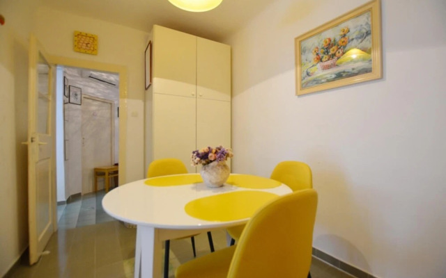 Amici in Rovinj With 1 Bedrooms and 1 Bathrooms
