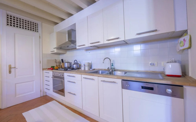 Villa Faccioli Bosso With Shared Pool