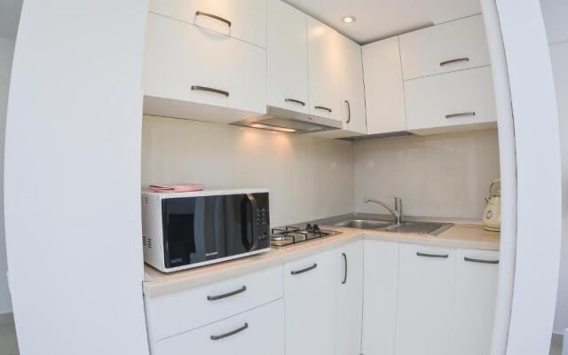 Ultracentral University Apartment