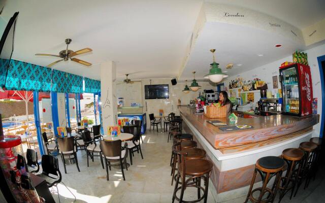 Aparthotel Costa Volcan & Spa