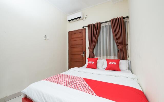 OYO 1997 Bee M Guesthouse