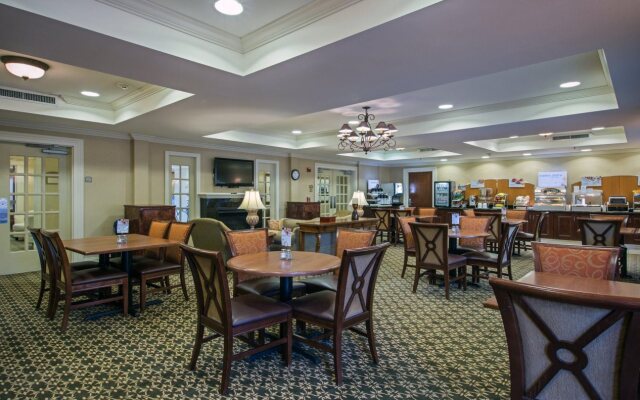 Holiday Inn Express & Suites Flowood by IHG