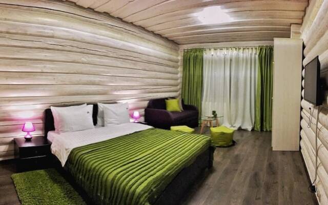 Whiteberry Hotel