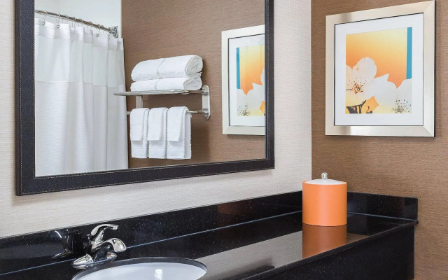 Fairfield Inn & Suites Dallas Park Central