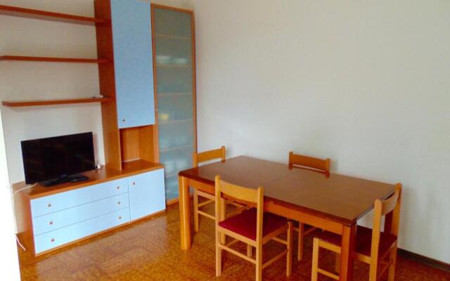 M245 - Marcelli, trilocale con terrazzo e a/c