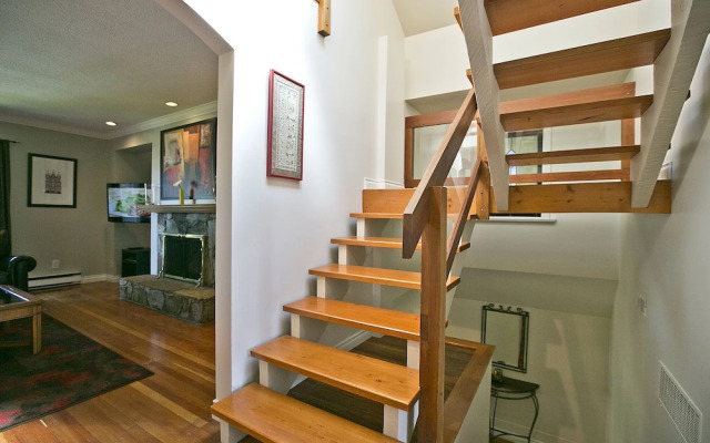 Alma Beach Suites