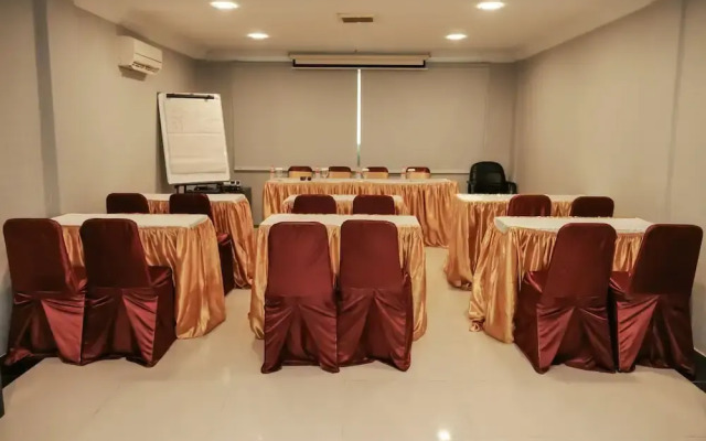 OYO 238 Hotel Grand Darussalam Syariah