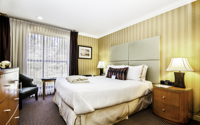 Executive Suites Hotel Metro Vancouver