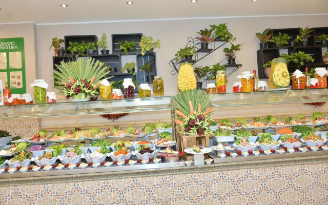 Tamra Beach Resort