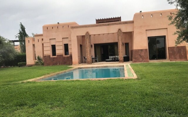 Apple Villa Isolee 51