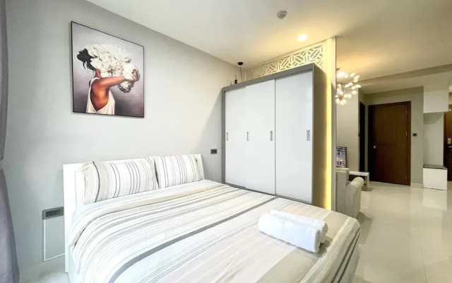 Saigon Royal View Residence & River