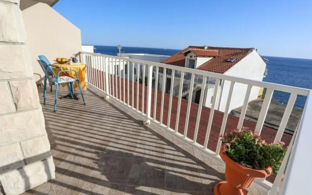 Josi - 50 m from sea - R4(2)