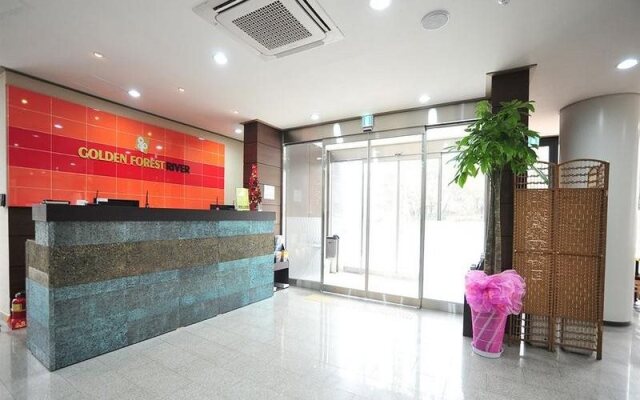 Golden Forest Residence River