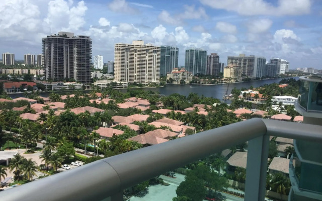 Ocean Reserve Apartment