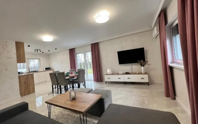 Apartamenty Max House