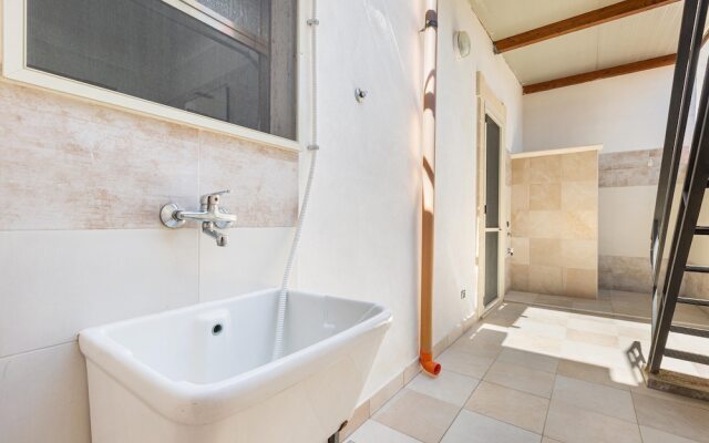 2775 Casa Biancomare by Barbarhouse