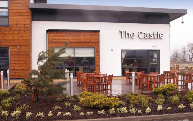 Premier Inn Glasgow Newton Mearns (M77 J4)