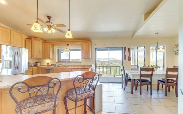 Stunning Mountain Views: Peaceful Payson Retreat!