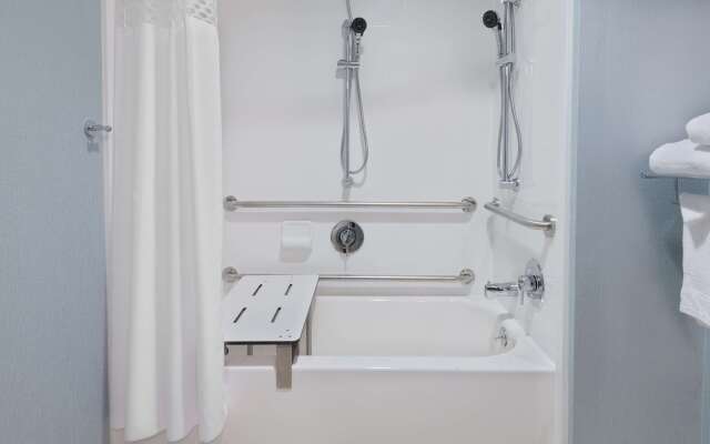 Hampton Inn Boston Bedford Burlington