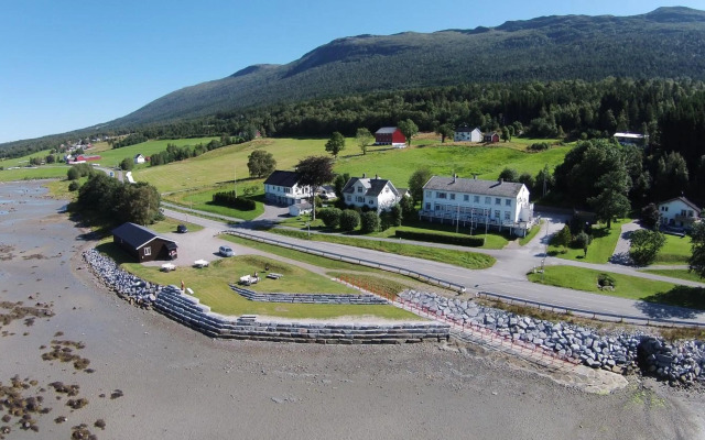 Eidsvåg Fjordhotell