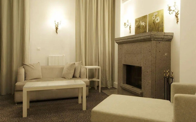 Kar's Otel - Special Class