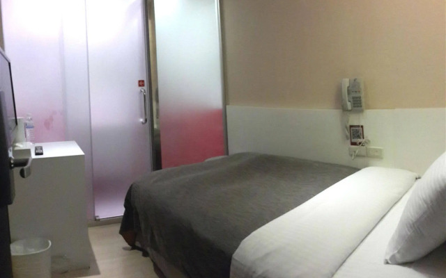 E House Hotel