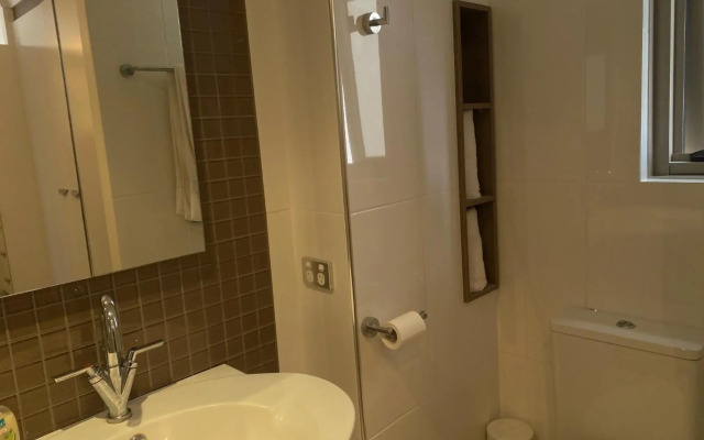 Alex Beachfront 3 brm Apartment - 9th floor