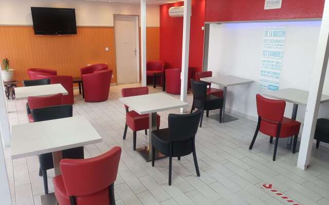 Kyriad Direct  Poissy - Acheres