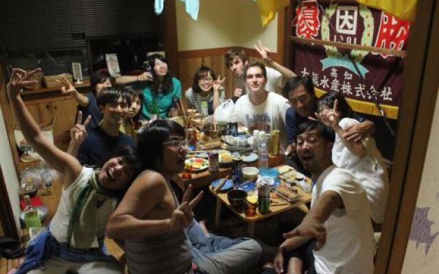 Katsuo Guest House