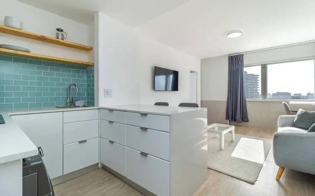 1 Bedroom Apartment, Seapoint, Cape Town