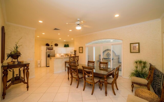 Colina 5E 2 bdr 2 Bath