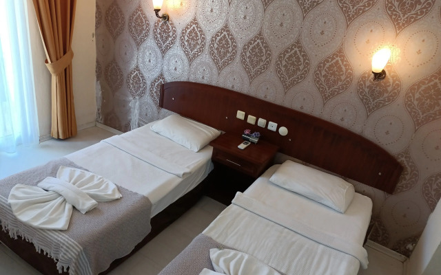 Grand Cınar Hotel