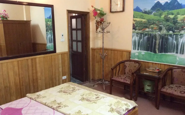 Hong Anh Hotel 3F