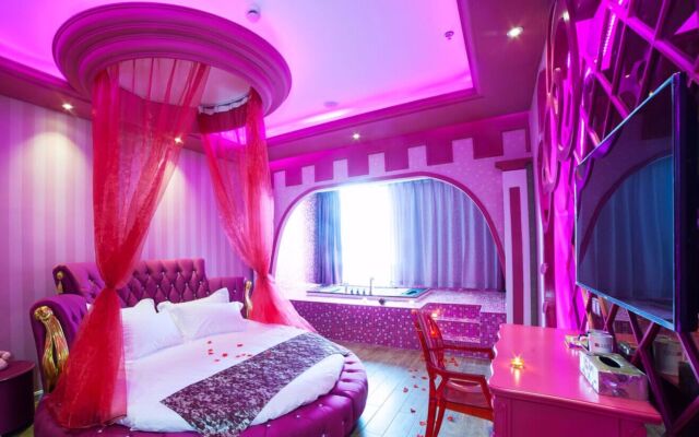 Suzhou Huazhiyu Lover Theme Hotel