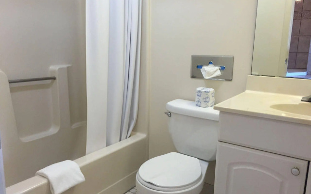 Merida Inn and Suites