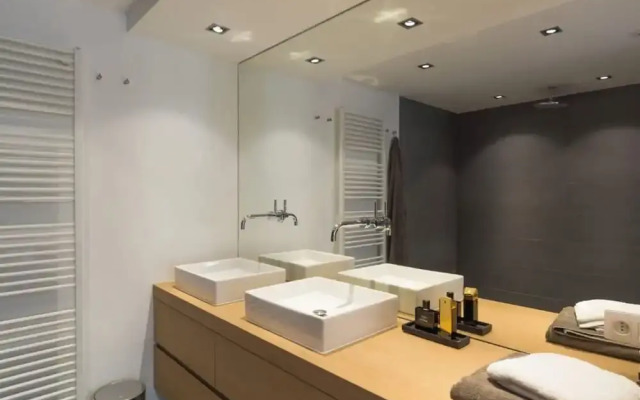 Flagey Terrace Design residence
