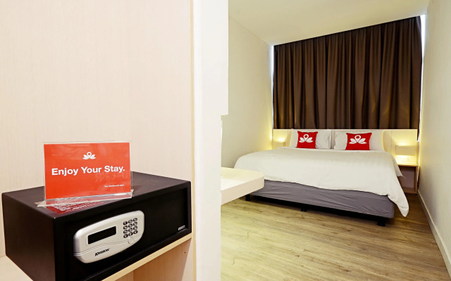 ZenRooms Pluit PIK