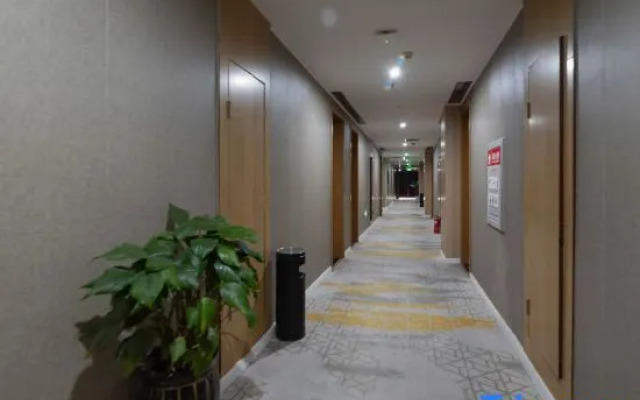 Xinxiang Zhonglian Hotel