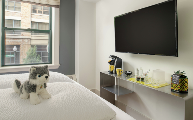 Staypineapple, A Delightful Hotel, South End