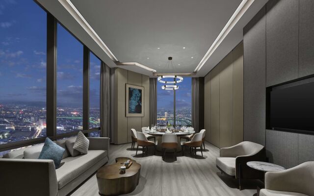 Hilton Zhuji