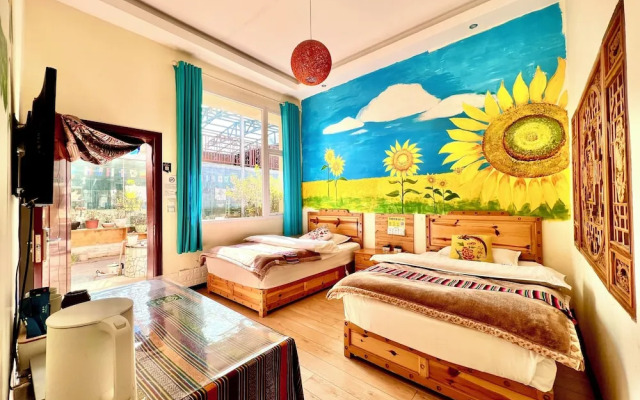 ShangriLa chudengshuo homestay