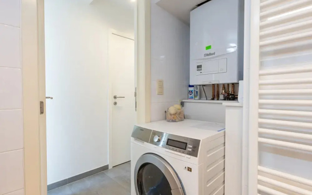 Sunny Apartment With Open Terrace