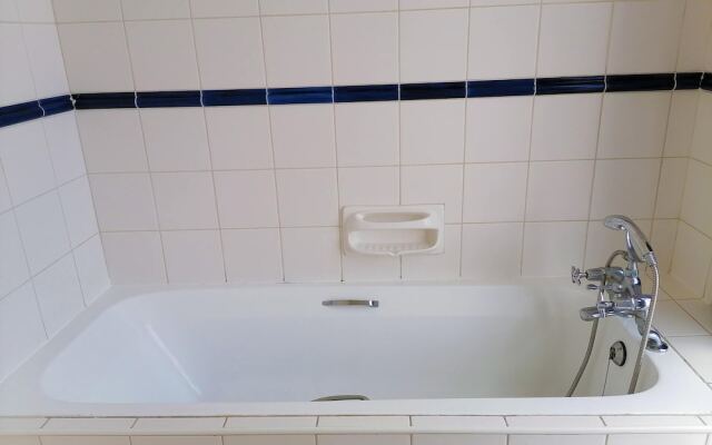 All the Tides - Hi Tide