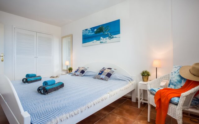 310. Apartment with Great Location in las Americas!