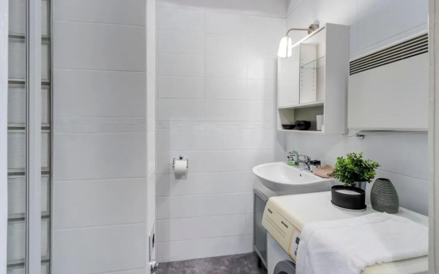 BpR Pyvo Street Home with balcony