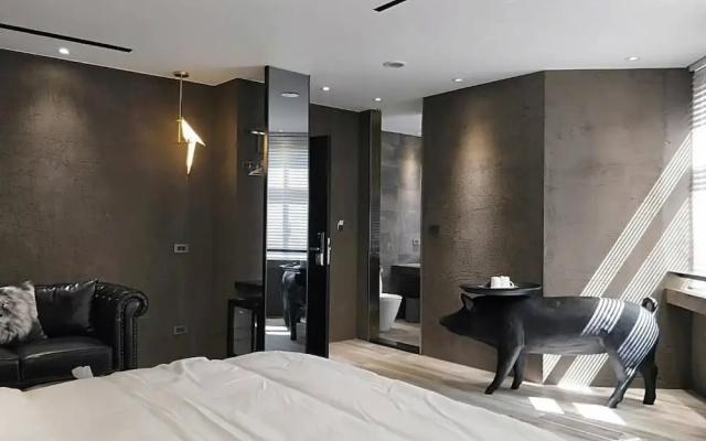 Small Hotel