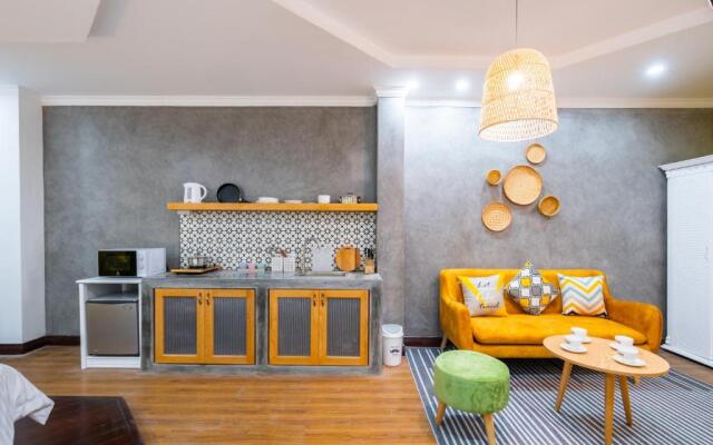 CHIN Stays - Han River